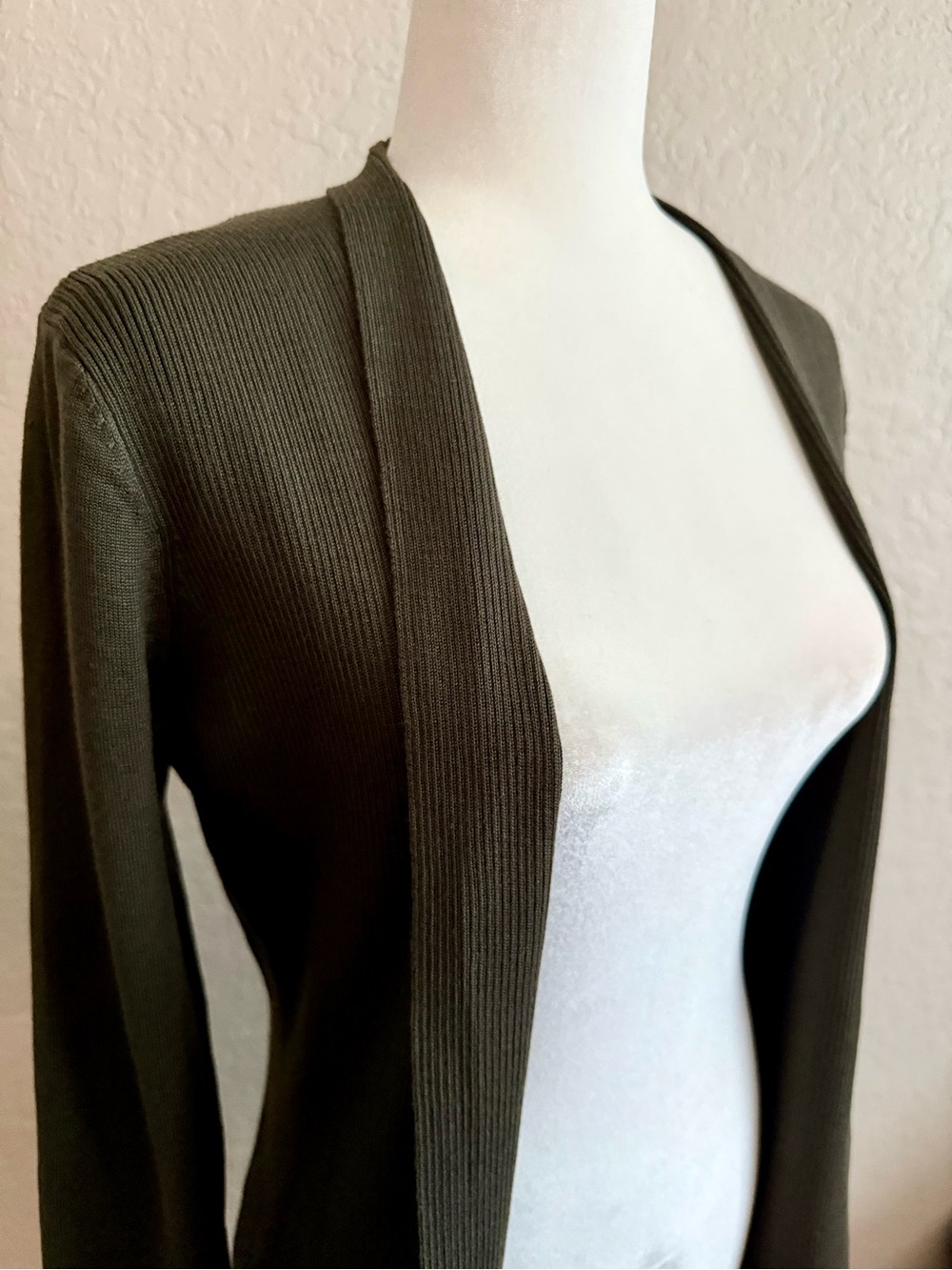 Miracle USA Dark Olive Green Longline Duster Cardigan NWT Medium - Picture 9 of 13